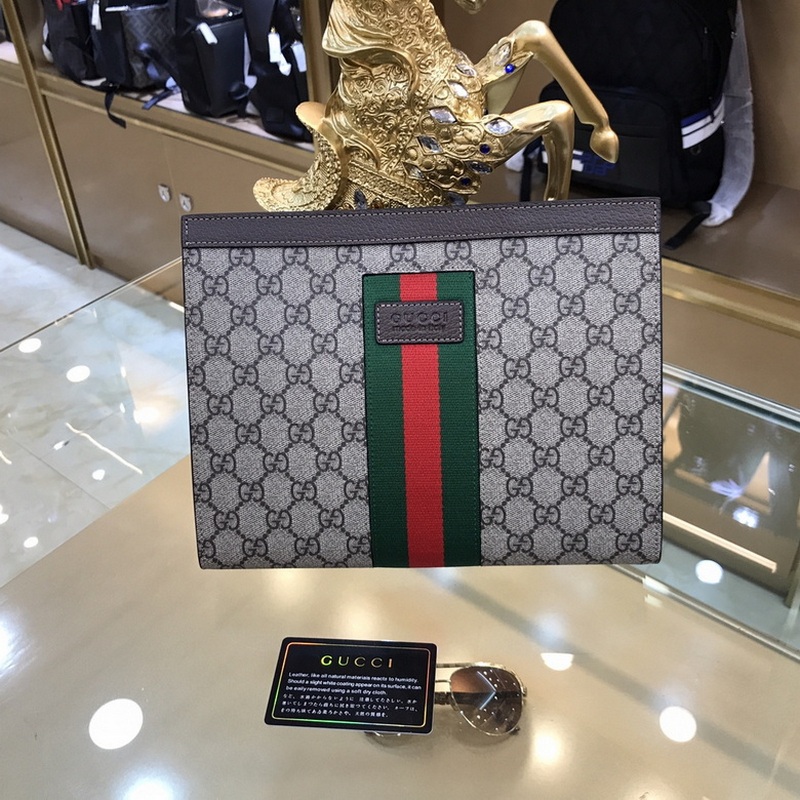 Gucci Wallets 23